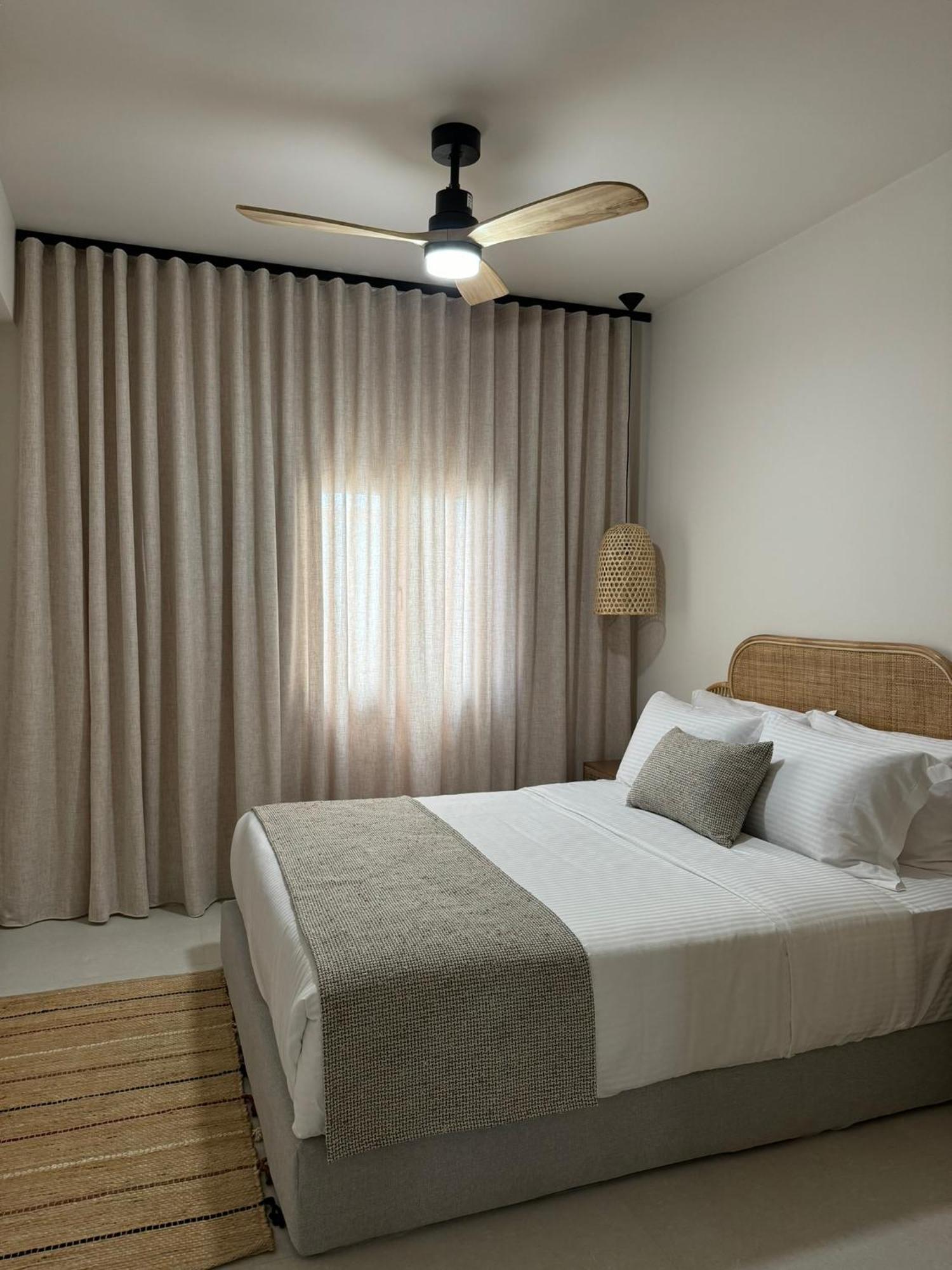 Morfes Luxury Suites By Caldera Houses Firostefani Luaran gambar